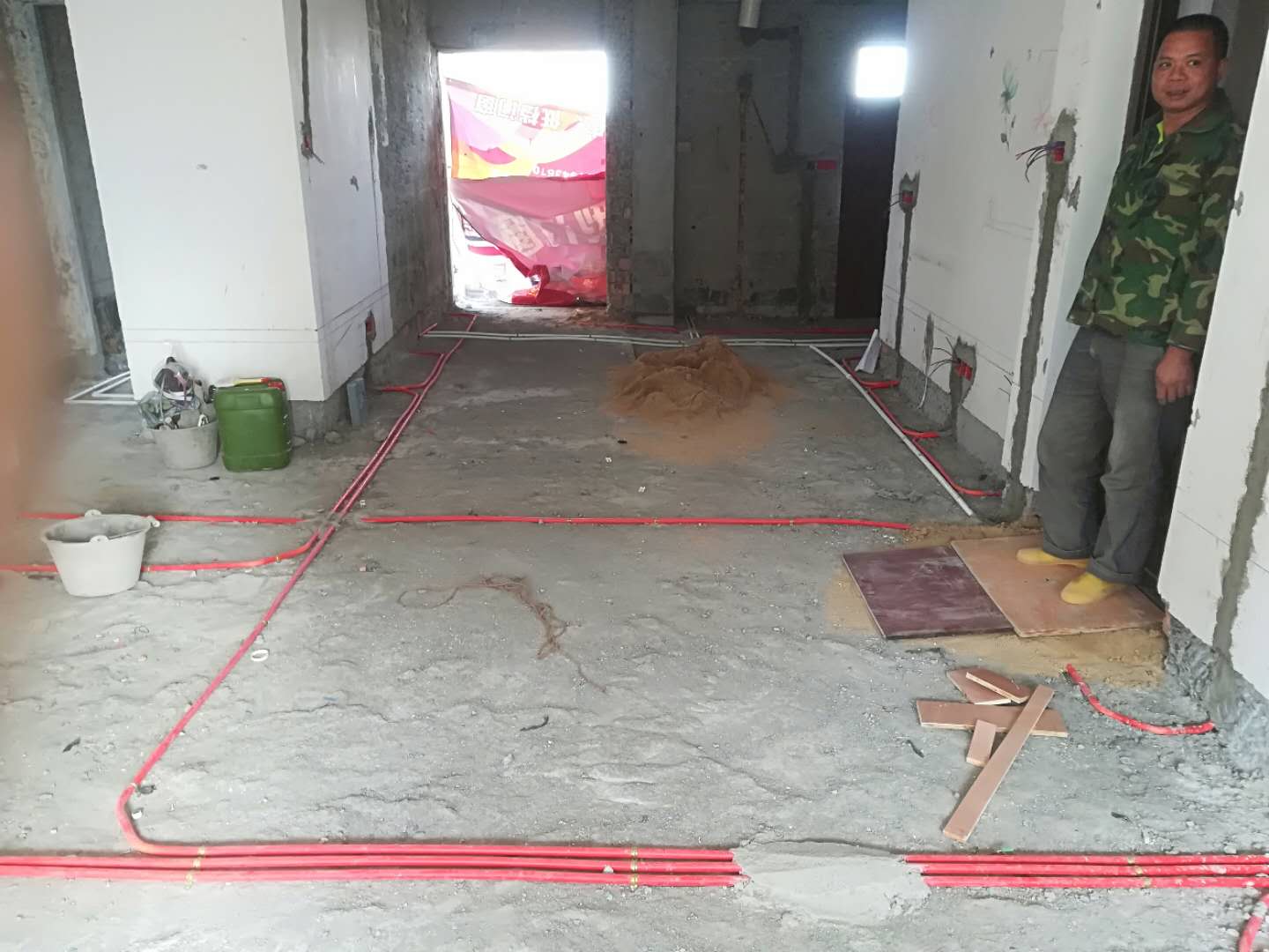 水電布線(xiàn)圖1